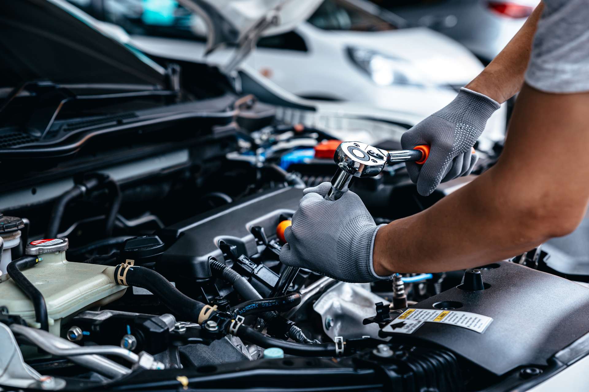 Autoservice Weiss Neuss | Unfallservice, Werkstatt, Lackiererei